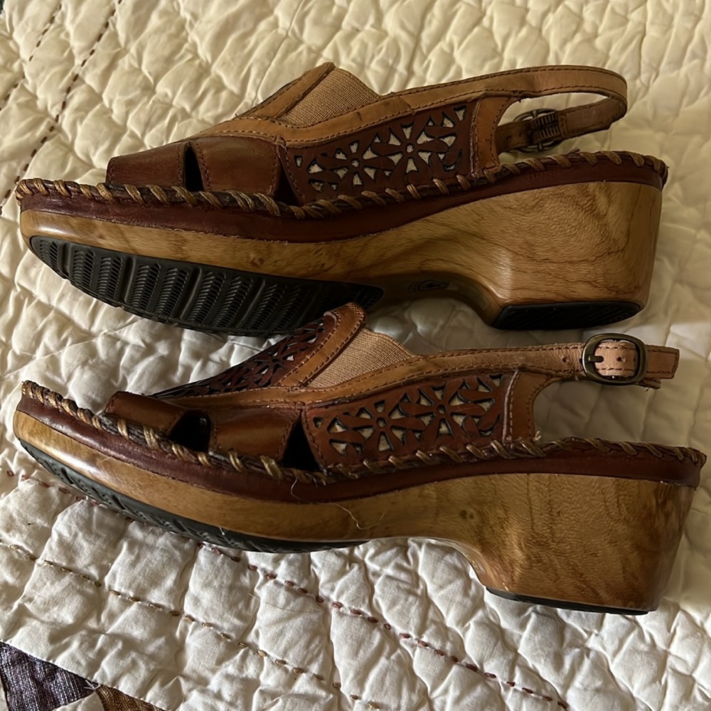 Ariat Leather Sandles - Picture 2 of 5